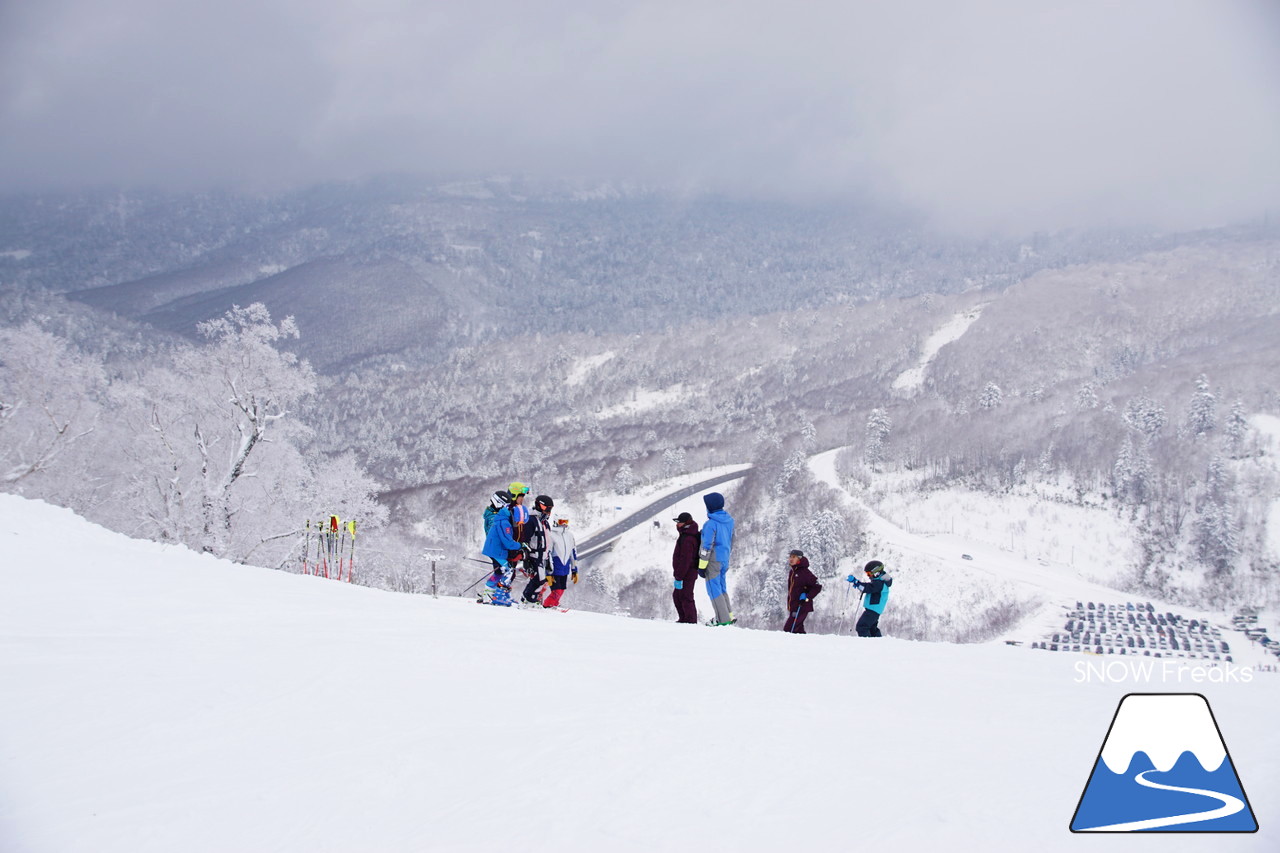 春スキーの聖地『中山峠スキー場』は、初滑りシーズンも凄かった…!!初滑りから粉雪たっぷりの2018年11月☆